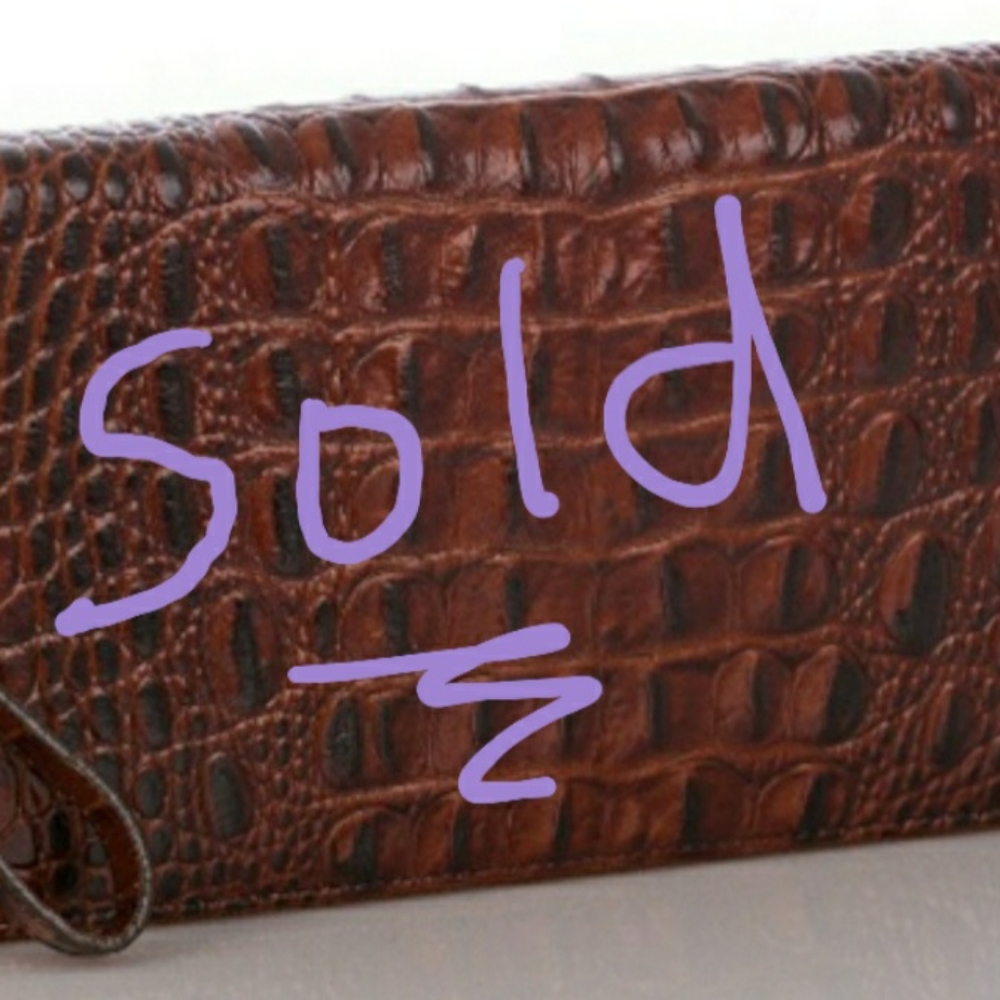 Brahmin Skyler Wallet